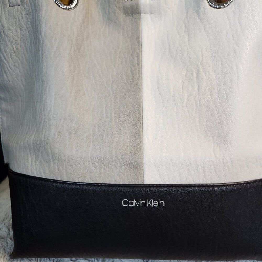 Calvin Klein Sonoma Reversible Tote - Picture 2 of 14